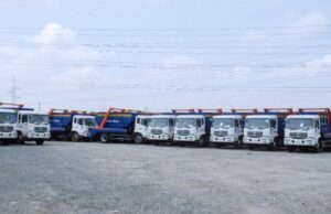 Zoomlion deploys 200 new trucks to tackle waste management nationwide