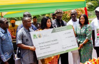 PIWAK Natural Health Donates Ghs300k To Support Traders In Ga East